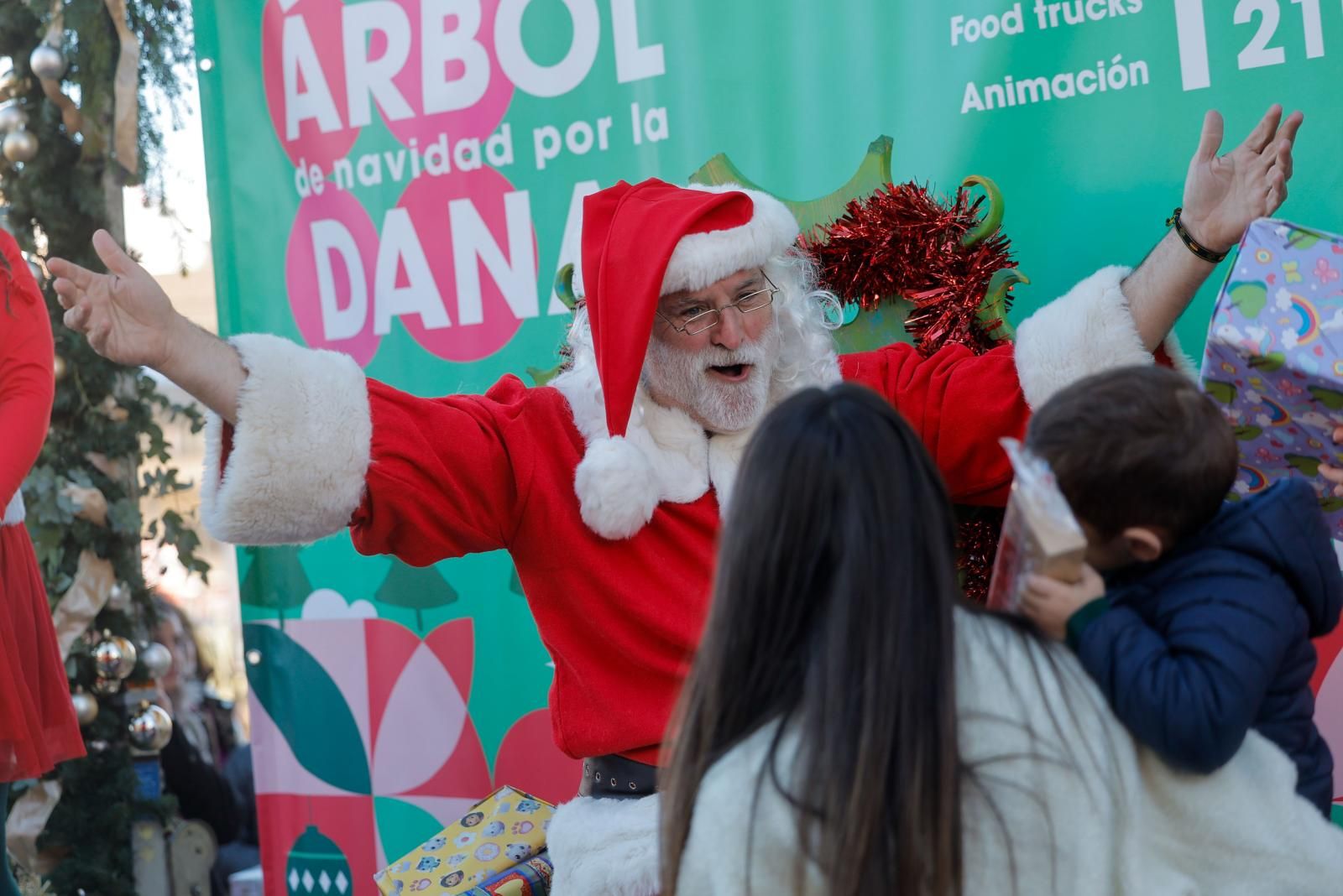 El chef José Andrés celebra la Navidad en Paiporta