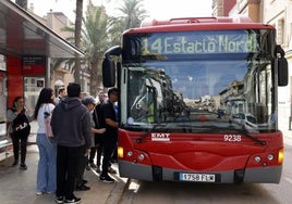 Un autobús de la EMT en Valencia.