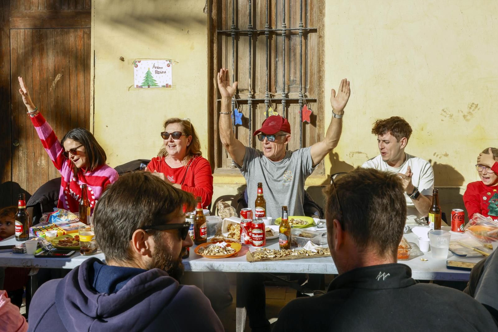 FOTOS | Nochebuena y Navidad en Paiporta tras la dana