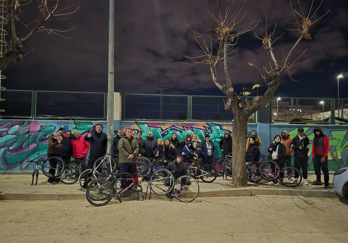 Una de las entregas de bicicletas realizadas en Catarroja