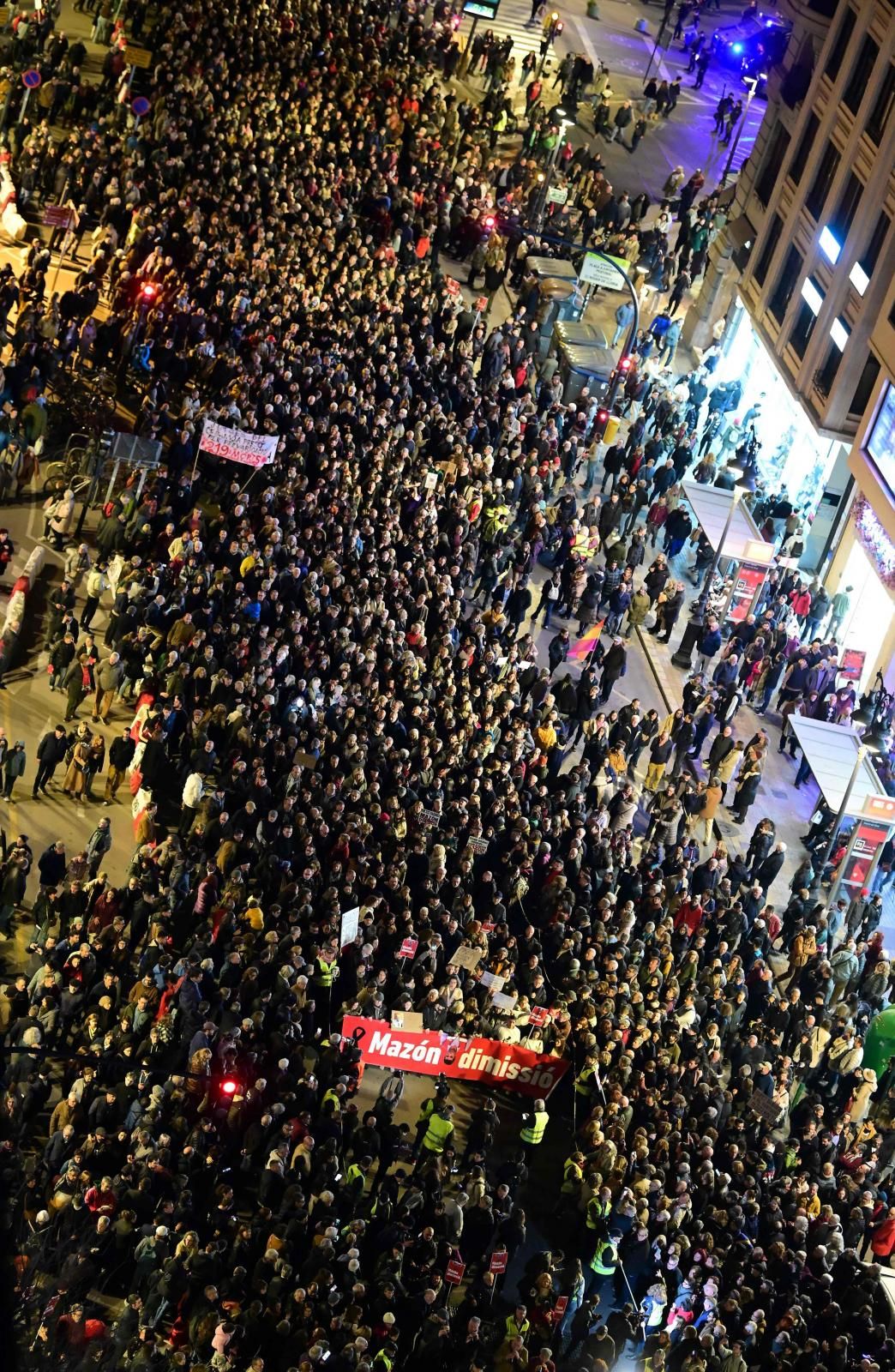 FOTOS | Tercera manifestación en Valencia contra la gestión política de la dana