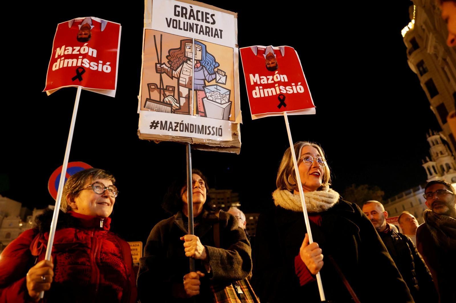 FOTOS | Tercera manifestación en Valencia contra la gestión política de la dana