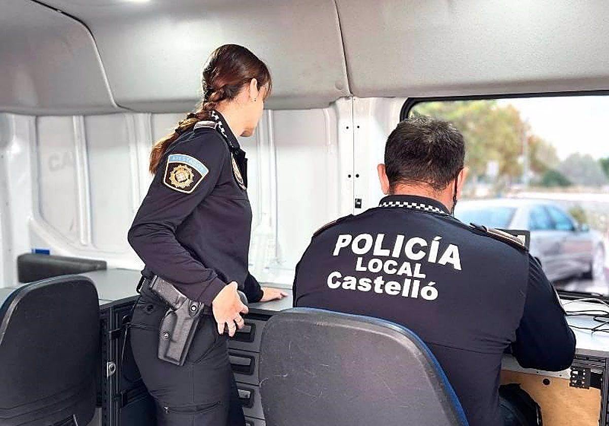Agentes de la Policía Local de Castellón en una imagen de archivo.