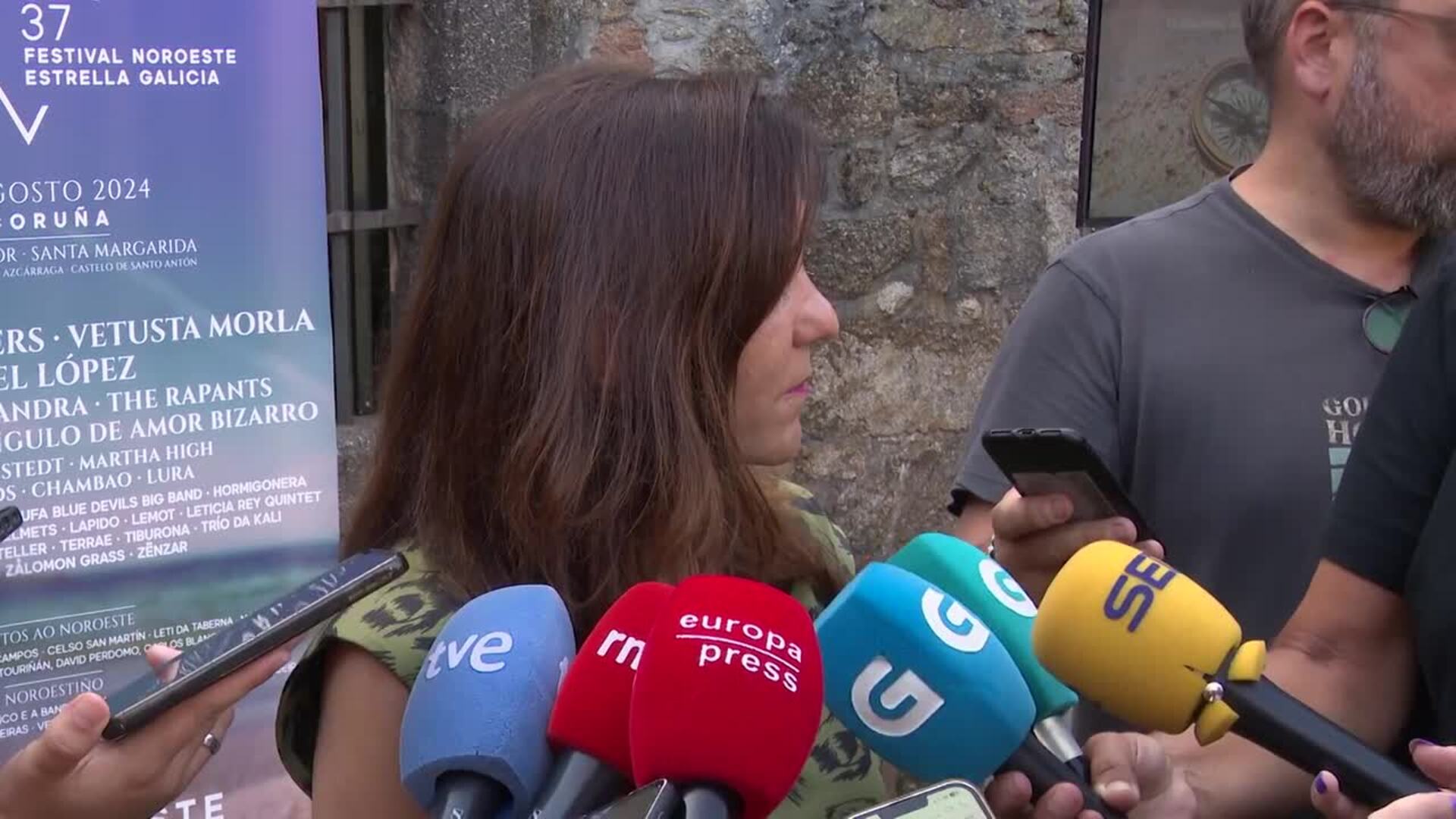Retiradas 55 toneladas de basura en A Coruña el primer día de la recogida de emergencia