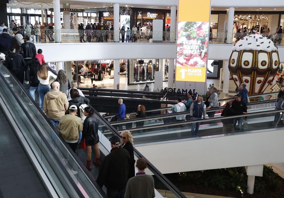 Compras navideñas en Valencia.