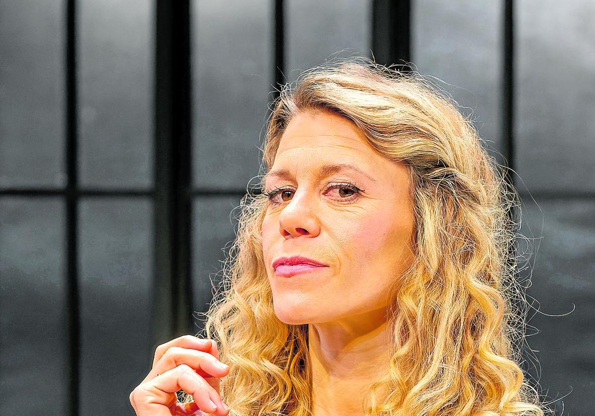 Rebeca Valls: «El teatro siempre está en crisis, parece que todo el tiempo hay que volver a empezar»