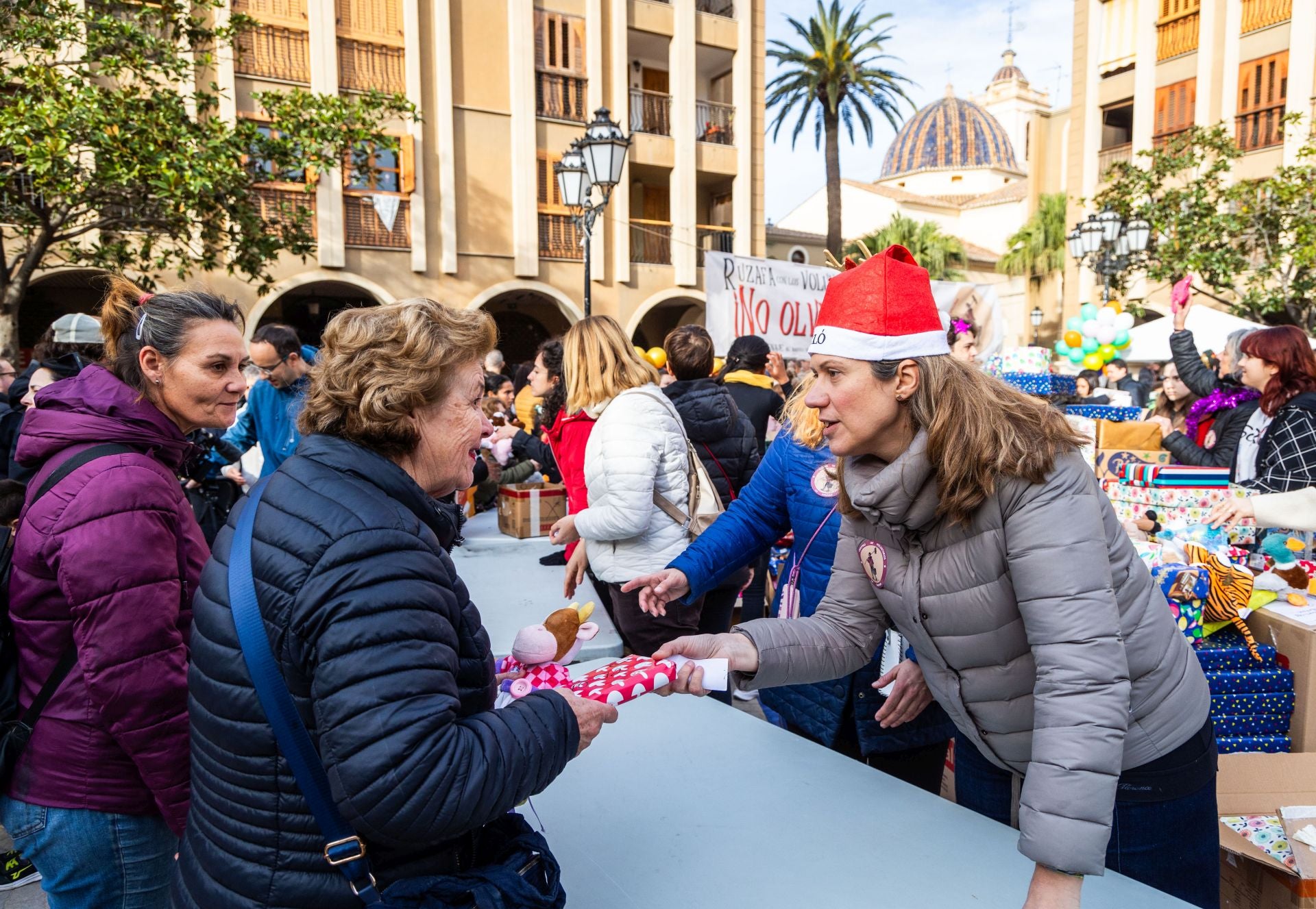 La ilusión de los Reyes Magos llega a la zona cero de la dana