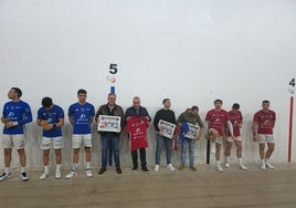 Los jugadores en el Trinquet de Pelayo