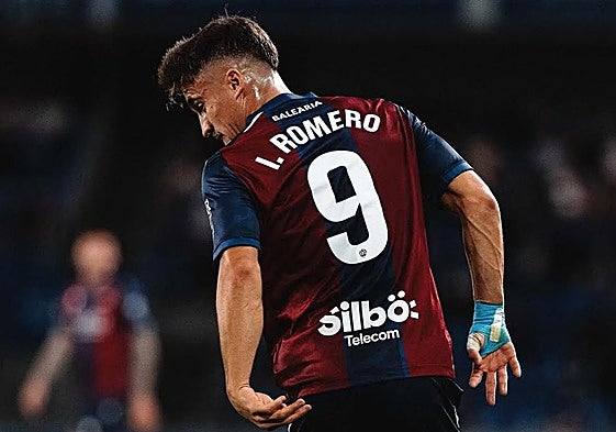 Iván Romero, con el Levante.