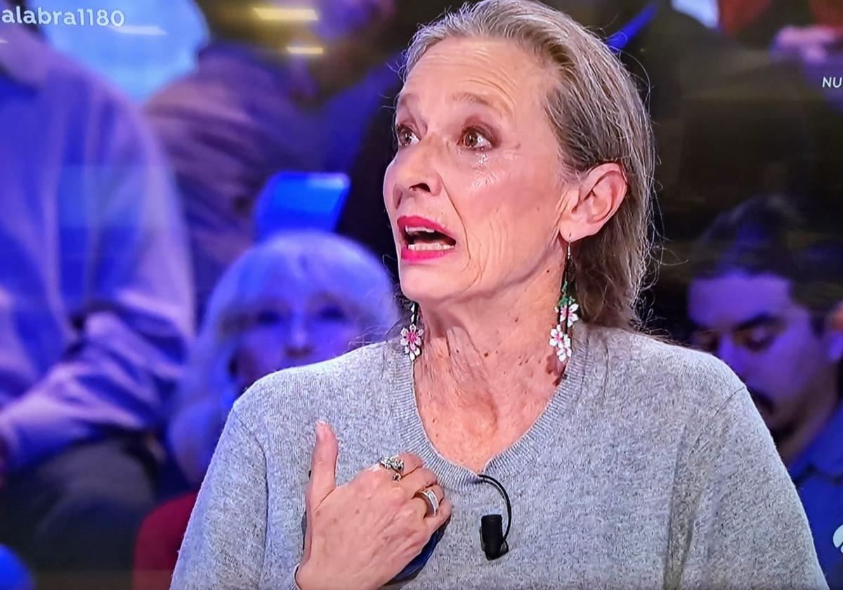 Paola Dominguín, con lágrimas en los ojos, recuerda la dana en Valencia este martes en 'Pasapalabra'.