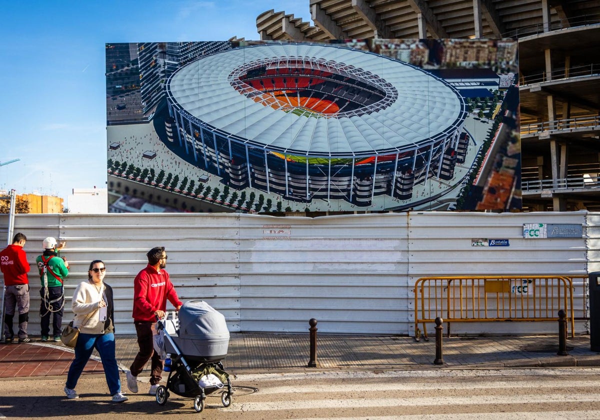 Cartel de la maqueta del nuevo Mestalla expuesta junto al estadio.