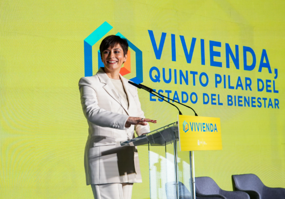 La ministra de Vivienda, Isabel Rodríguez, durante la inauguración del foro.