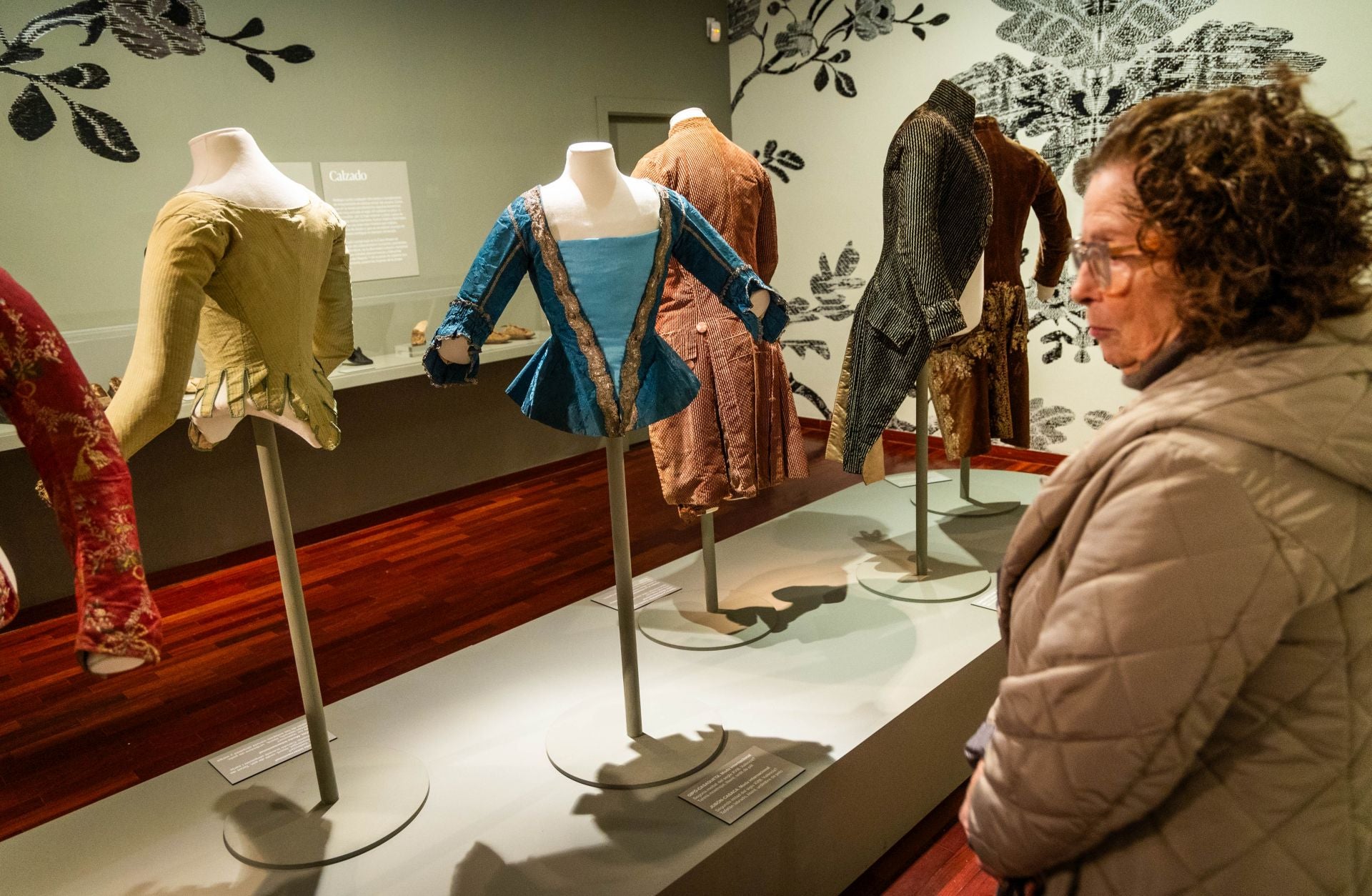 La espectacular colección de trajes de una ilustre familia valenciana