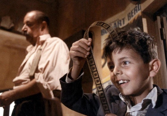 Fotograma de la película 'Cinema Paradiso'.