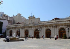 Una imagen de la fachada del Mercado Central, en una imagen de archivo.