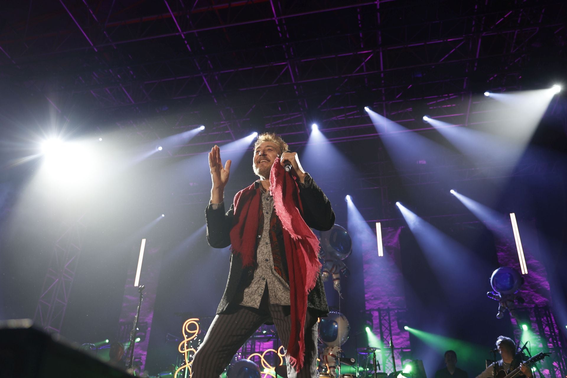 FOTOS | Concierto benéfico de Manolo García en Valencia para los afectados por la dana