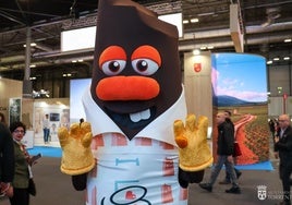 Bollet, el 'embajador' del chocolate de Torrent, en Fitur.