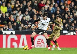 Javi Guerra, en el partido contra la Real Sociedad. AFP