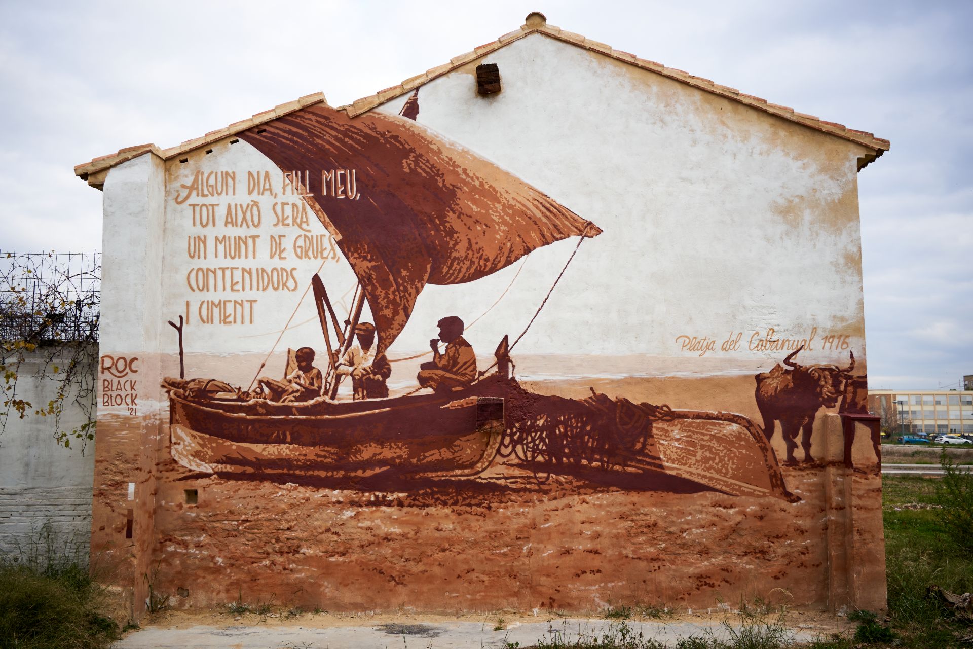 La playa del Cabanyal en 1916 inspiró otro mural de Roc BlackBlock.