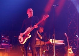 Bryan Adams, durante su concierto en Valencia.