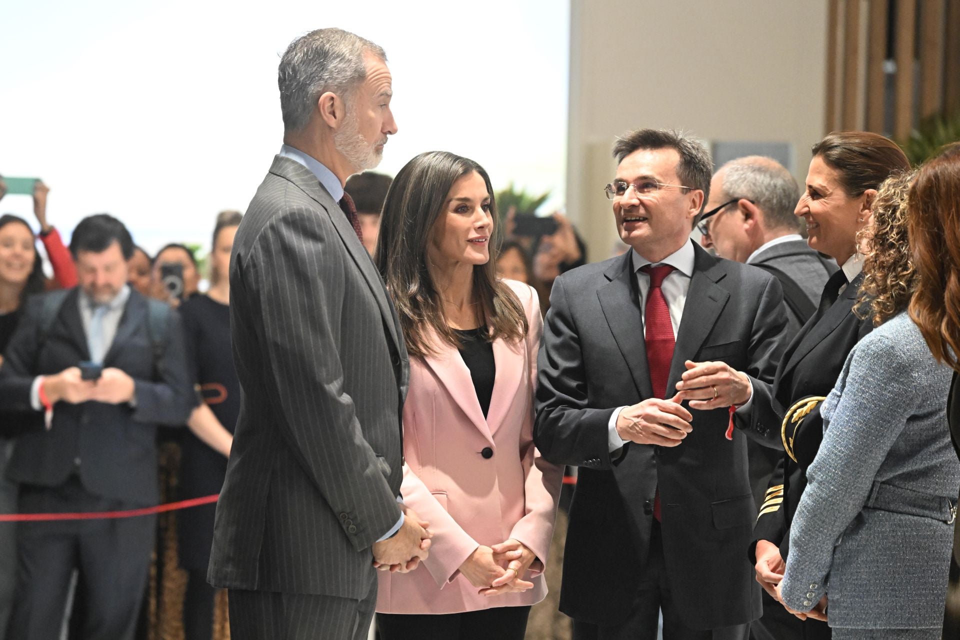 Fotos: los Reyes visitan el stand de la Comunitat Valenciana en Fitur