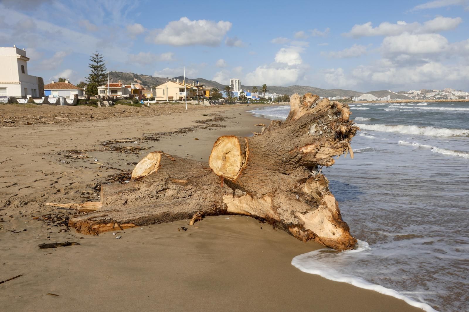 FOTOS | Los efectos de la dana en las playas valencianas