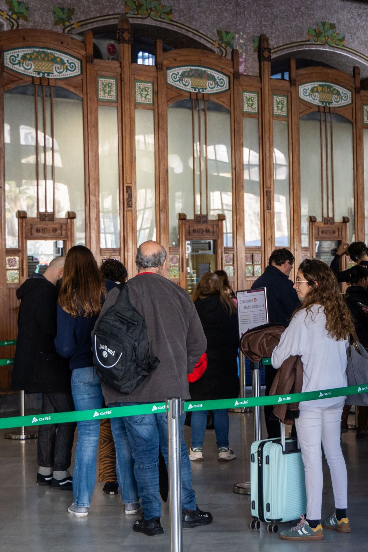 Clamor entre estudiantes y trabajadores contra el fin de la gratuidad de los viajes de Cercanías