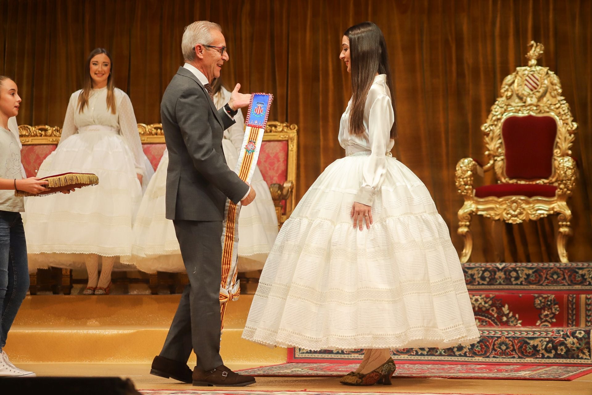 Ensayo de la exaltación de la fallera mayor de Valencia