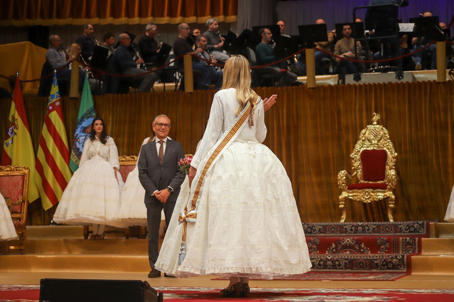 Ensayo de la exaltación de la fallera mayor de Valencia