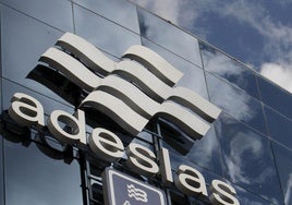 Adeslas recula y negocia quedarse en Muface