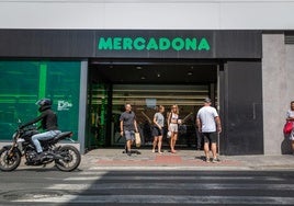 Entrada de un Mercadona.