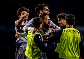 Morales celebra su gol en Riazor.