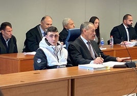 Los acusados de matar a su casero durante el juicio en la Audiencia Provincial.