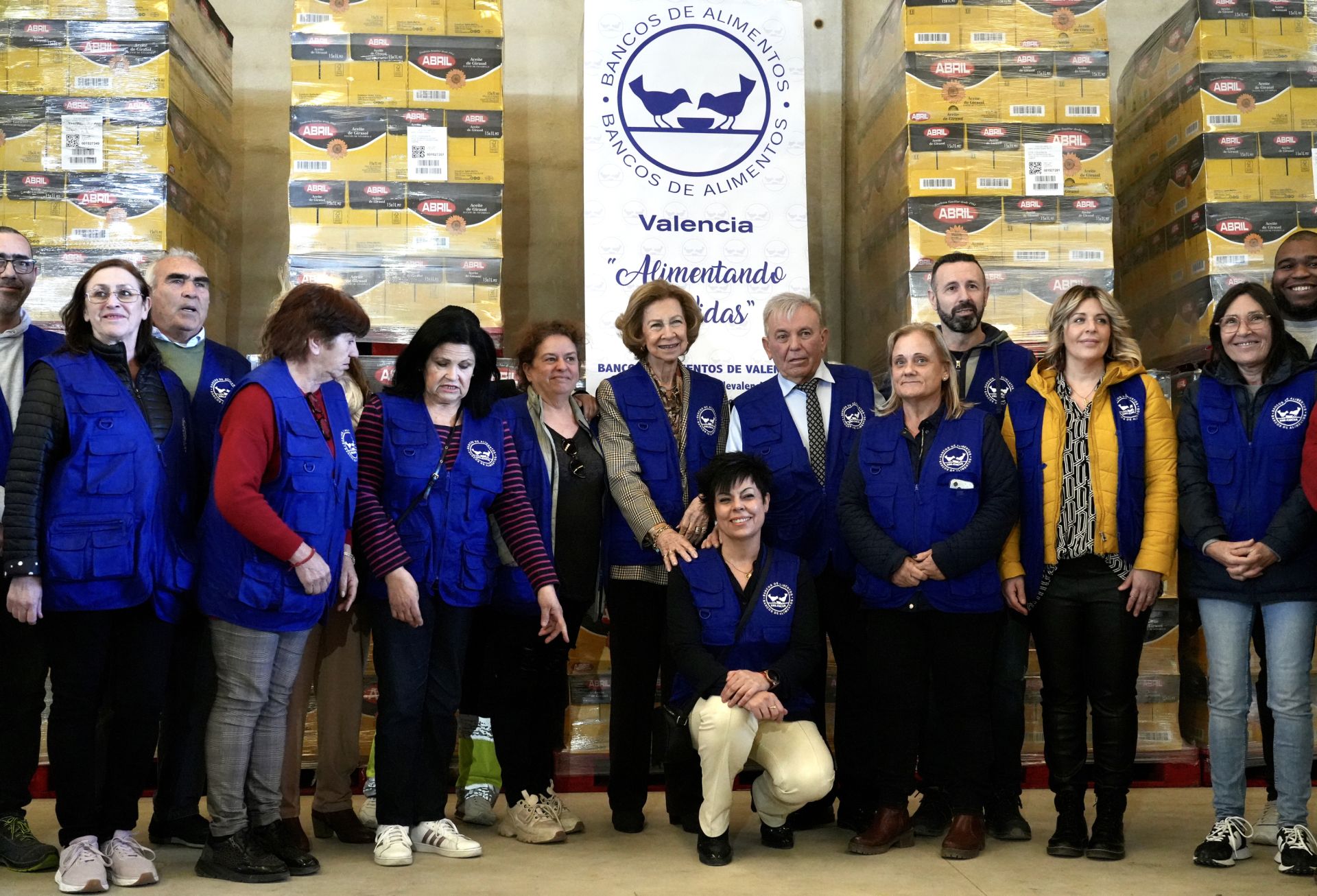 Doña Sofía visita el Banco de Alimentos de Valencia