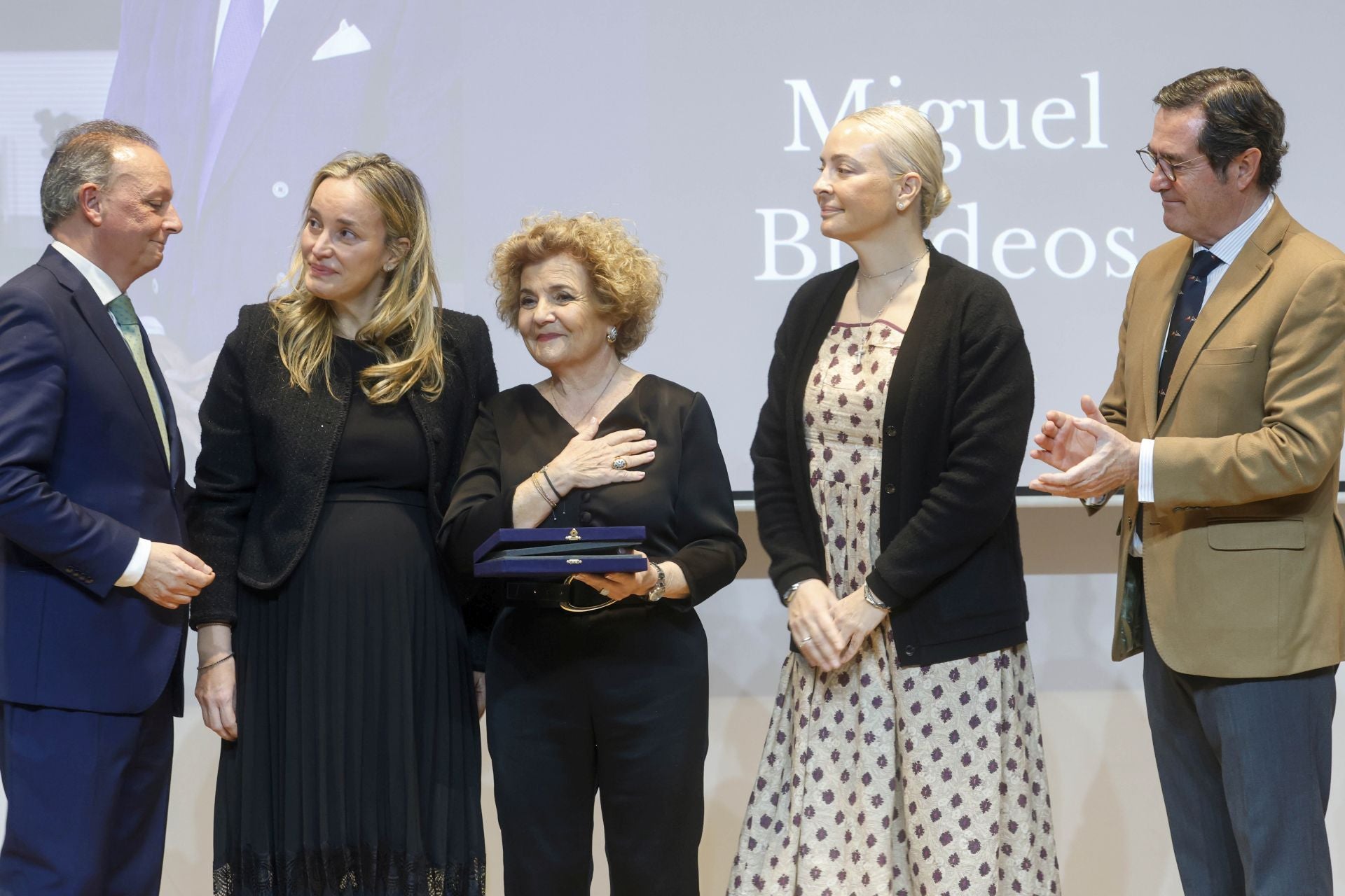 Fotos del homenaje a Miguel Burdeos, el empresario valenciano que falleció por la dana