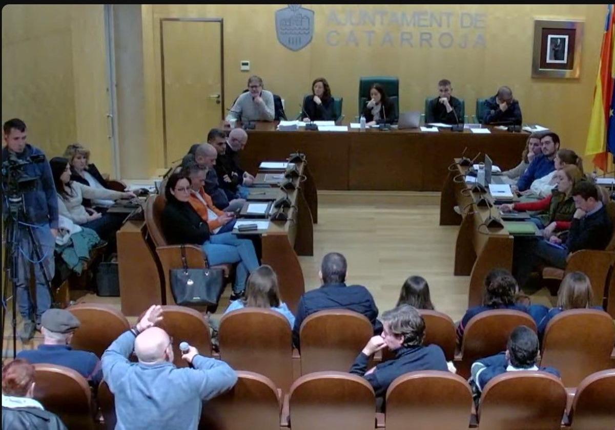 Pleno del Ayuntamiento de Catarroja este jueves.