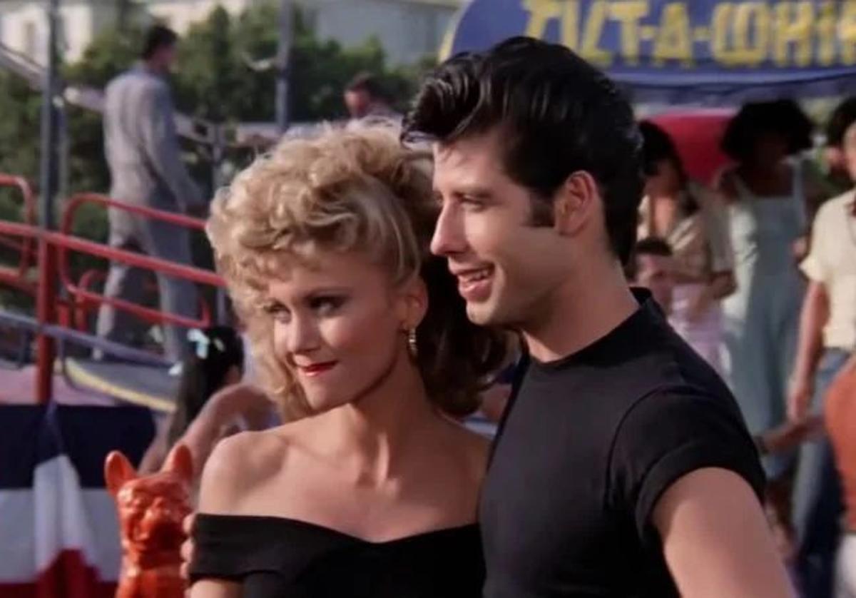 Grease, película musical protagonizada por Olivia Newston-John y John Travolta