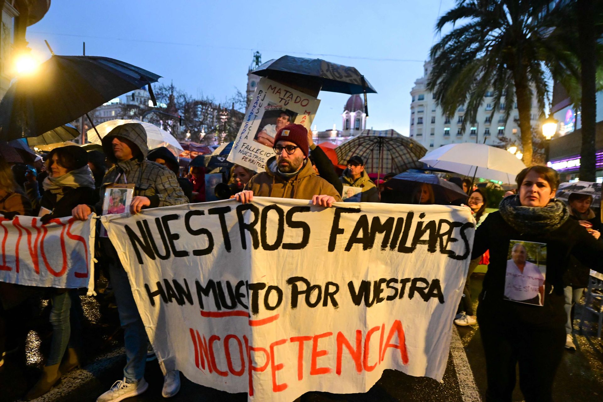 FOTOS | Manifestación en Valencia contra la gestión de la dana y para exigir la dimisión de Mazón