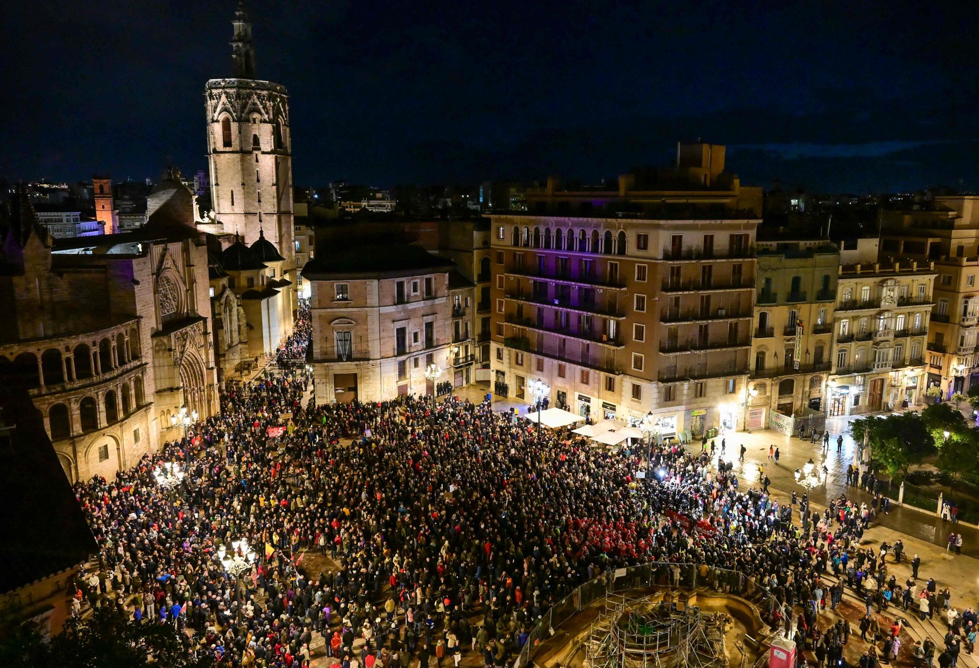 FOTOS | Manifestación en Valencia contra la gestión de la dana y para exigir la dimisión de Mazón