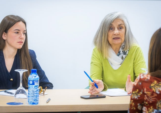Sarah Soler y Teresa Puchades, durante el encuentro.