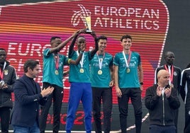 Los componentes del equipo que se ha proclamado campeón de Europa.
