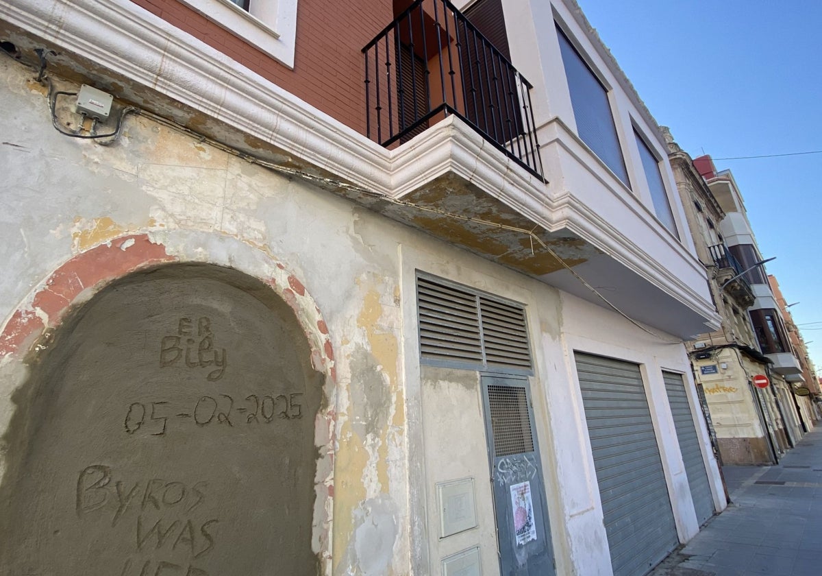 Vivienda que fue ocupada el martes por la mañana y desocupada con la intervención de la Policía Local de Valencia en el Cabanyal.