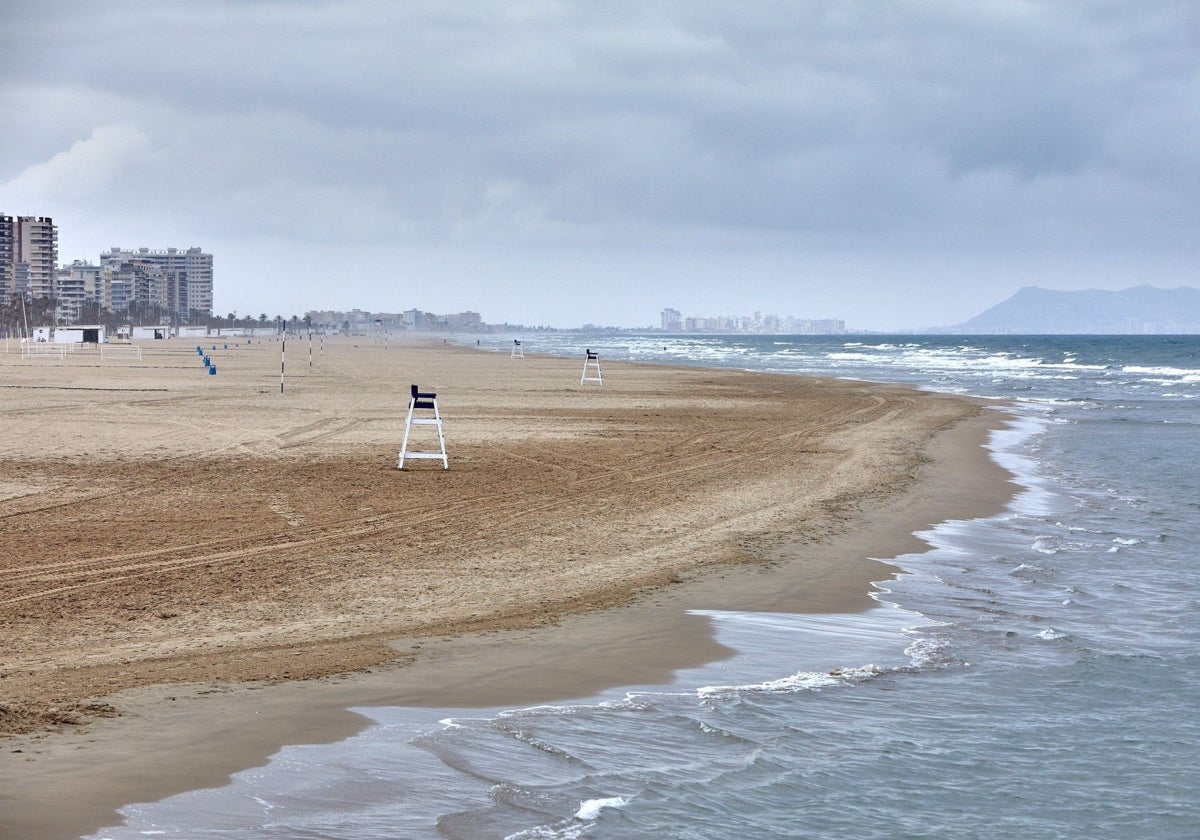 Una playa de la costa valenciana.