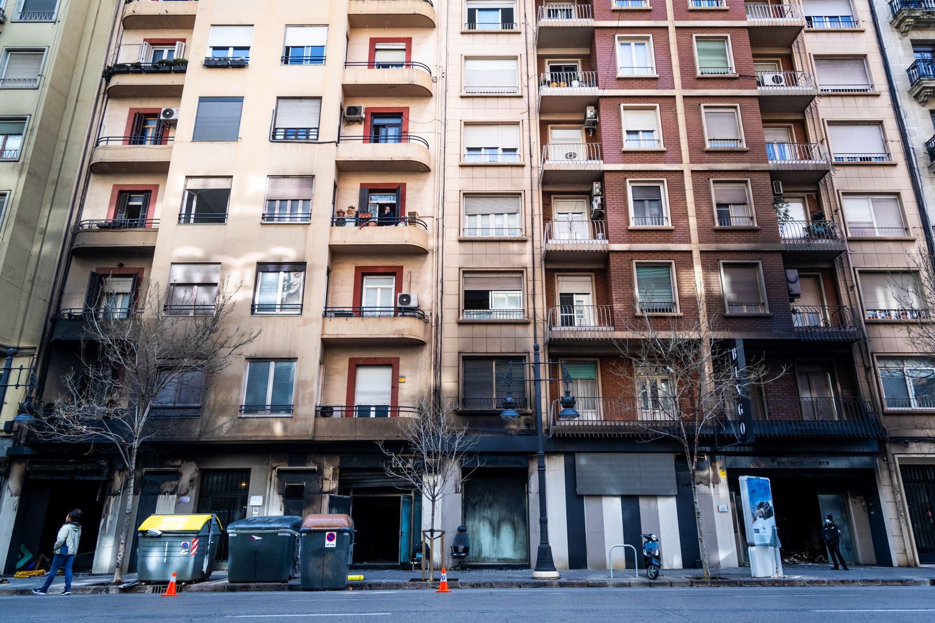 FOTOS | Incendio de un bingo en Valencia