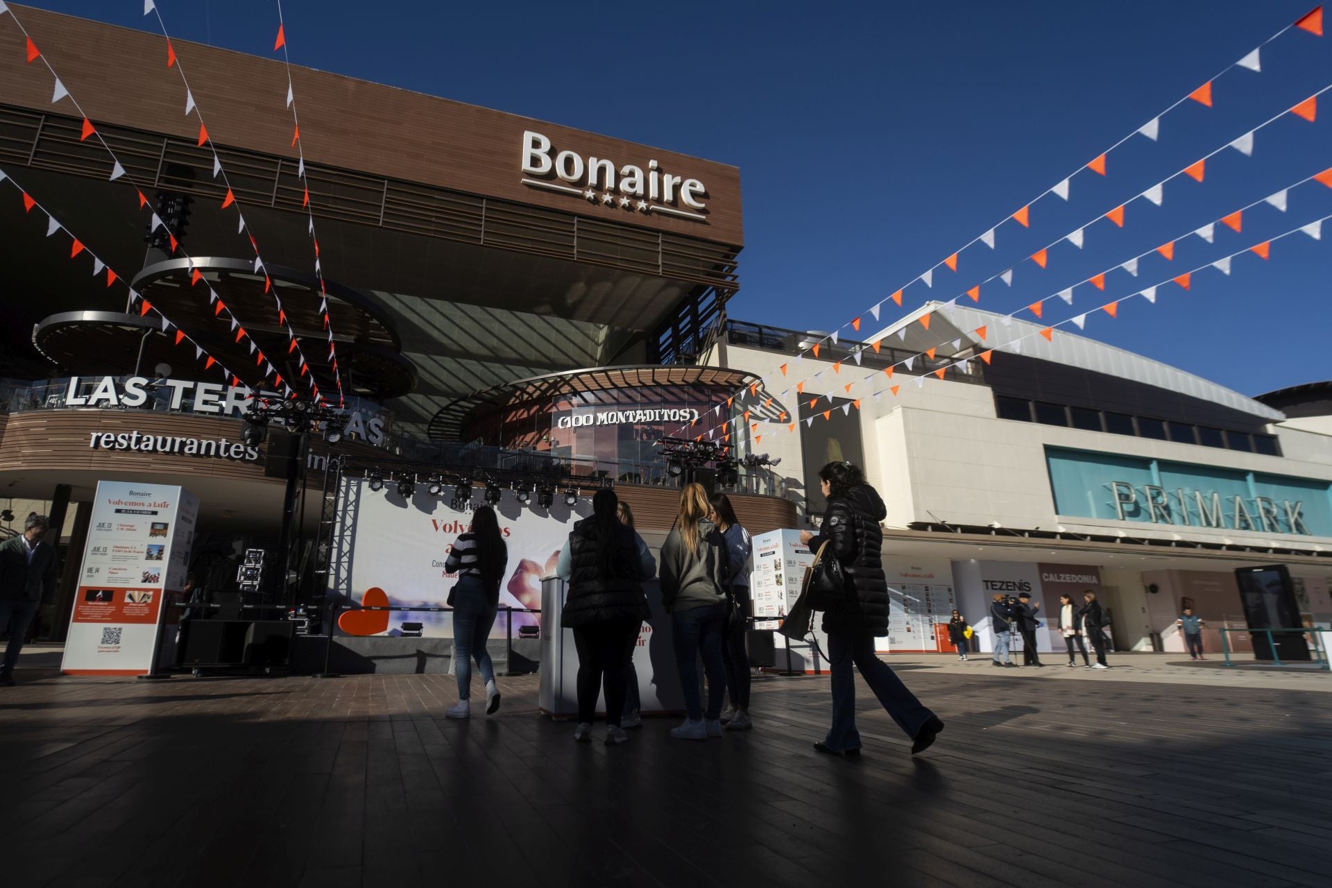 El centro comercial de Bonaire reabre sus puertas tras la dana