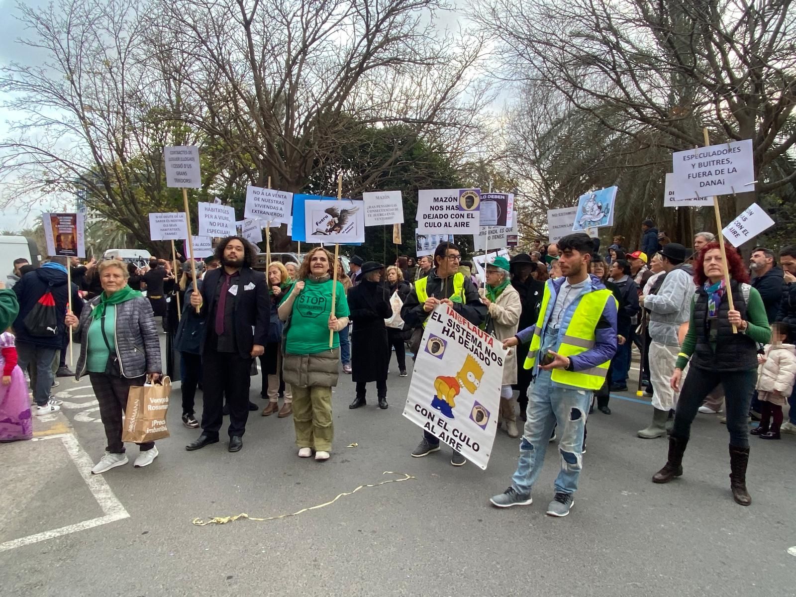 El carnaval revoluciona las calles de Ruzafa