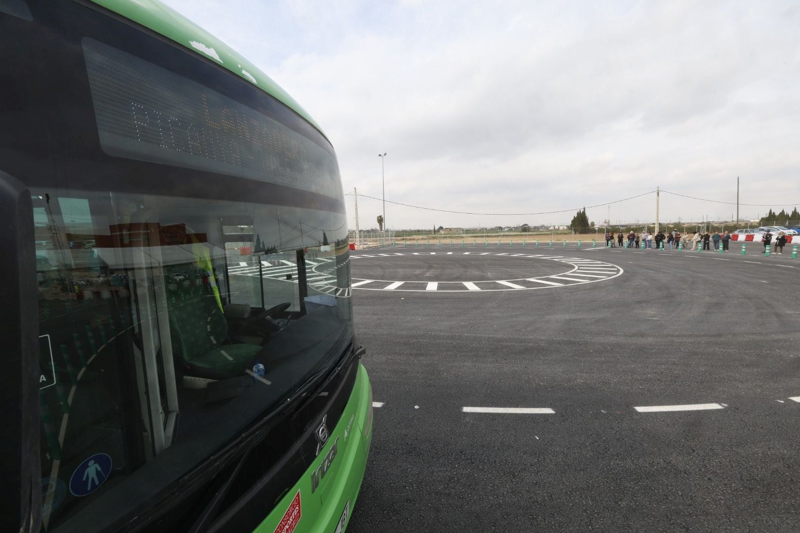 El metro recupera la frecuencia de paso anterior a la dana