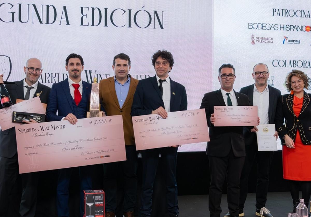 Ganador y finalistas de la segunda edición.