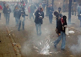 Despertà, uno de los actos falleros en los que los petardos son los auténticos protagonistas.