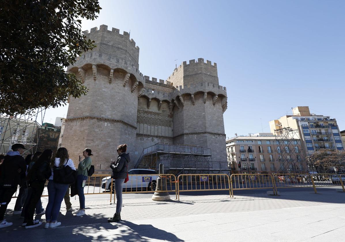 Nueva plaza de la Crida.